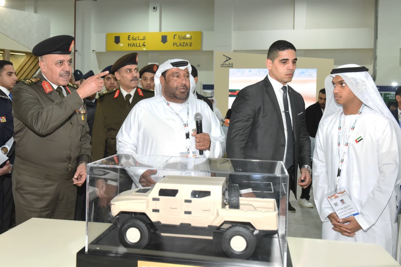 1764757881 338 وزير الدفاع ورئيس الأركان يتقابلوا مع قادة الوفود العسكرية في