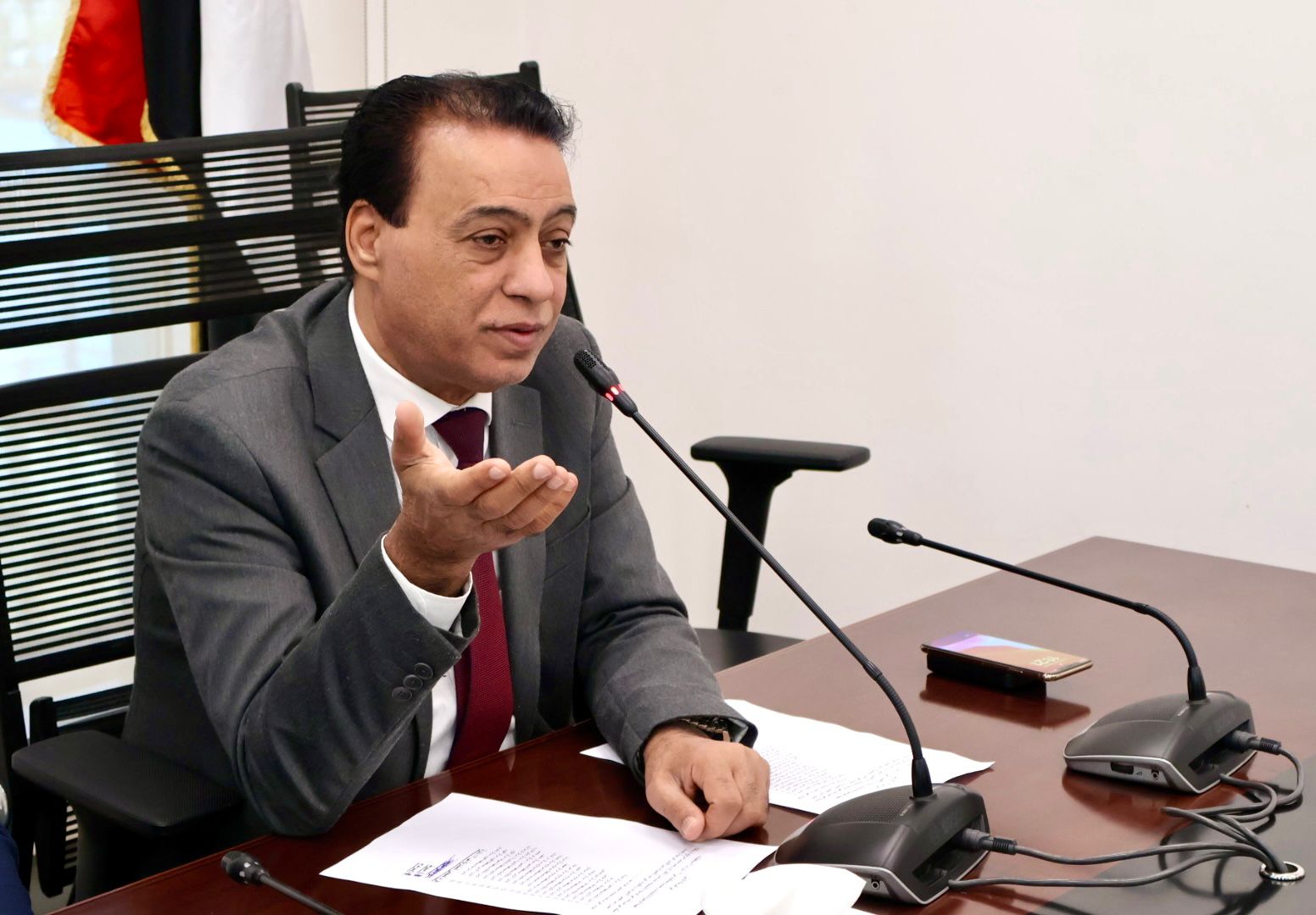 1764775556 632 غرفة عمليات حقوق الإنسان تتابع الانتخابات بشكل مستمر