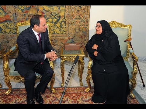 1764790960 301 تبرعت بذهبها بـ200 ألف جنيه لمصر والرئيس السيسي كرمها تعرفوا