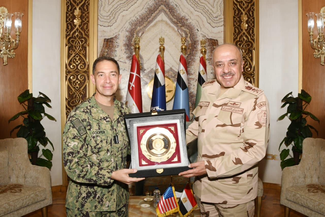 1764841704 102 رئيس الأركان يتكلم مع قائد القيادة المركزية الأمريكية عن العلاقات