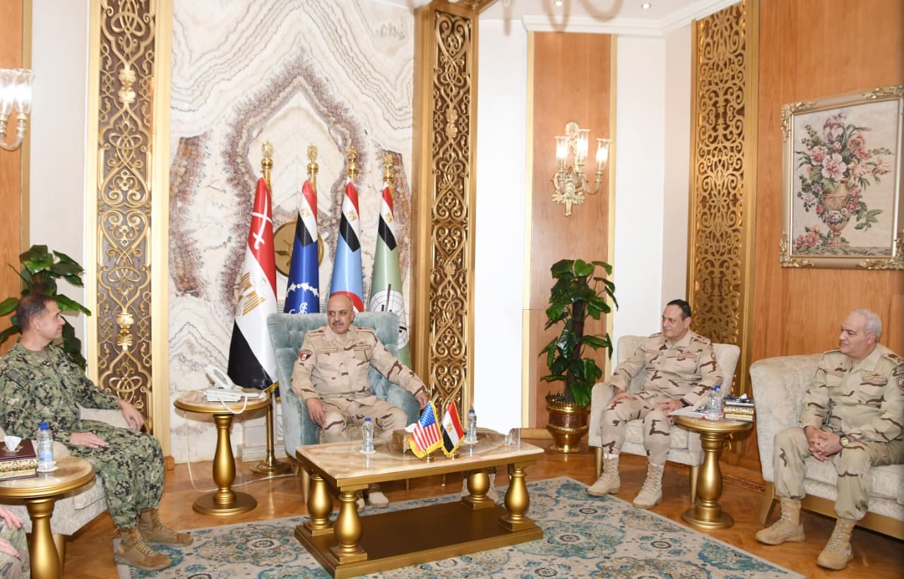 1764841704 310 رئيس الأركان يتكلم مع قائد القيادة المركزية الأمريكية عن العلاقات
