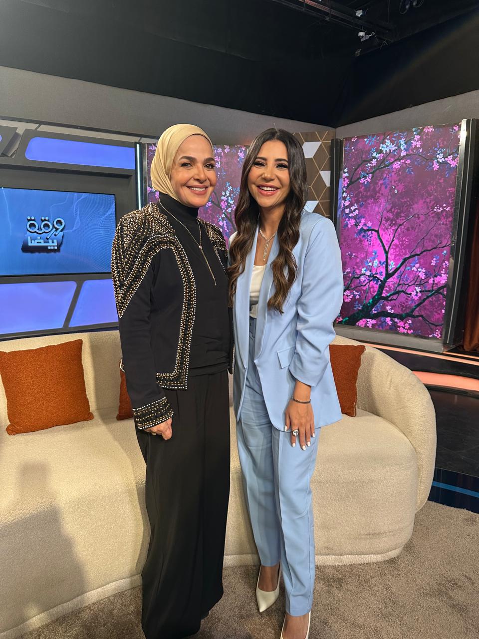 1764870569 306 مني عبد الغني كنت بحب التمثيل من وأنا صغيرة رغم