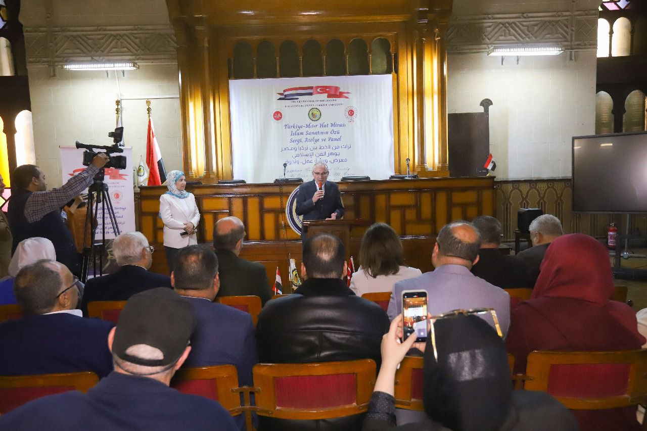 الخط العربي في المعرض