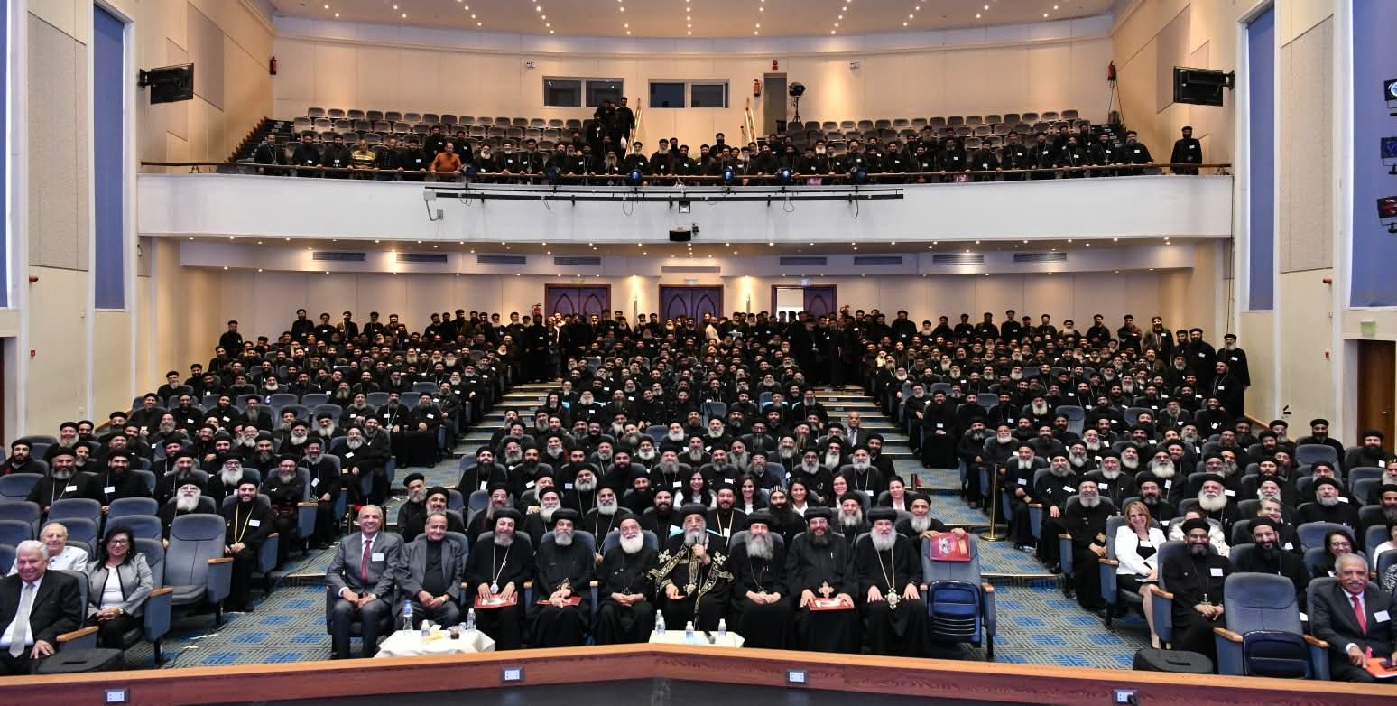 1764874288 147 البابا تواضروس يقابل كهنة الرعاية الاجتماعية في إيبارشيات الوجه القبلي