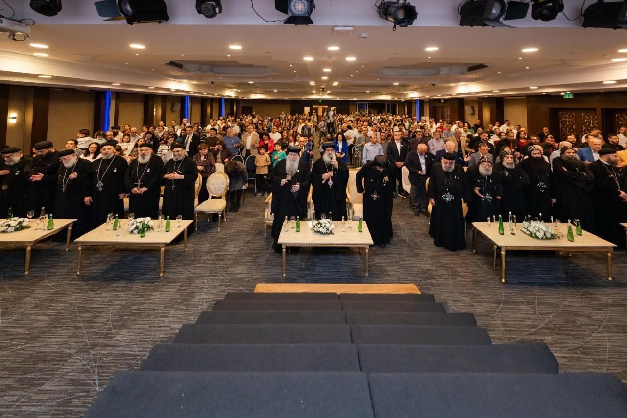 1764889402 101 احتفال بمرور عشر سنين على رحيل الأنبا أبراهام مطران الكرسي