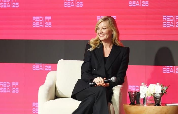 1764934377 283 كيرستن دنست الحركة السينمائية العربية مدهشة