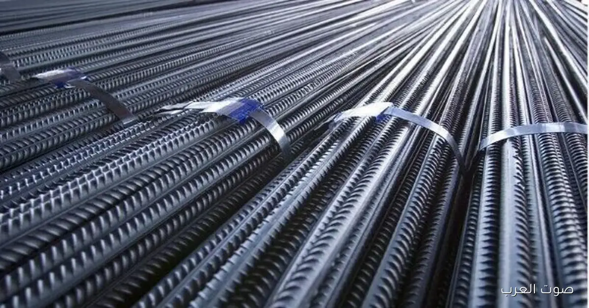 أسعار الحديد في الأسواق العالمية والمحلية بتاريخ 4 ديسمبر 2025