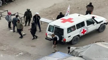 إذاعة جيش الاحتلال جثمان المحتجز اللي لقيته حماس في غزة