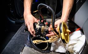 إزاي تعرف دور طرمبة البنزين في عربيتك وأعراض خرابها؟