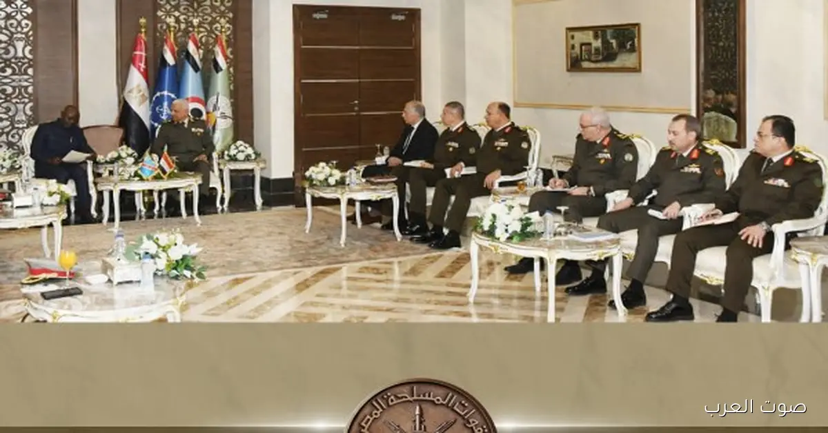 إيديكس 2025.. وزير الدفاع ورئيس الأركان يتقابلوا مع بعض في شوية اجتماعات