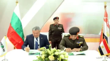 اجتماعات مكثفة بين قادة الأفرع الرئيسية وكبار ضباط القوات المسلحة