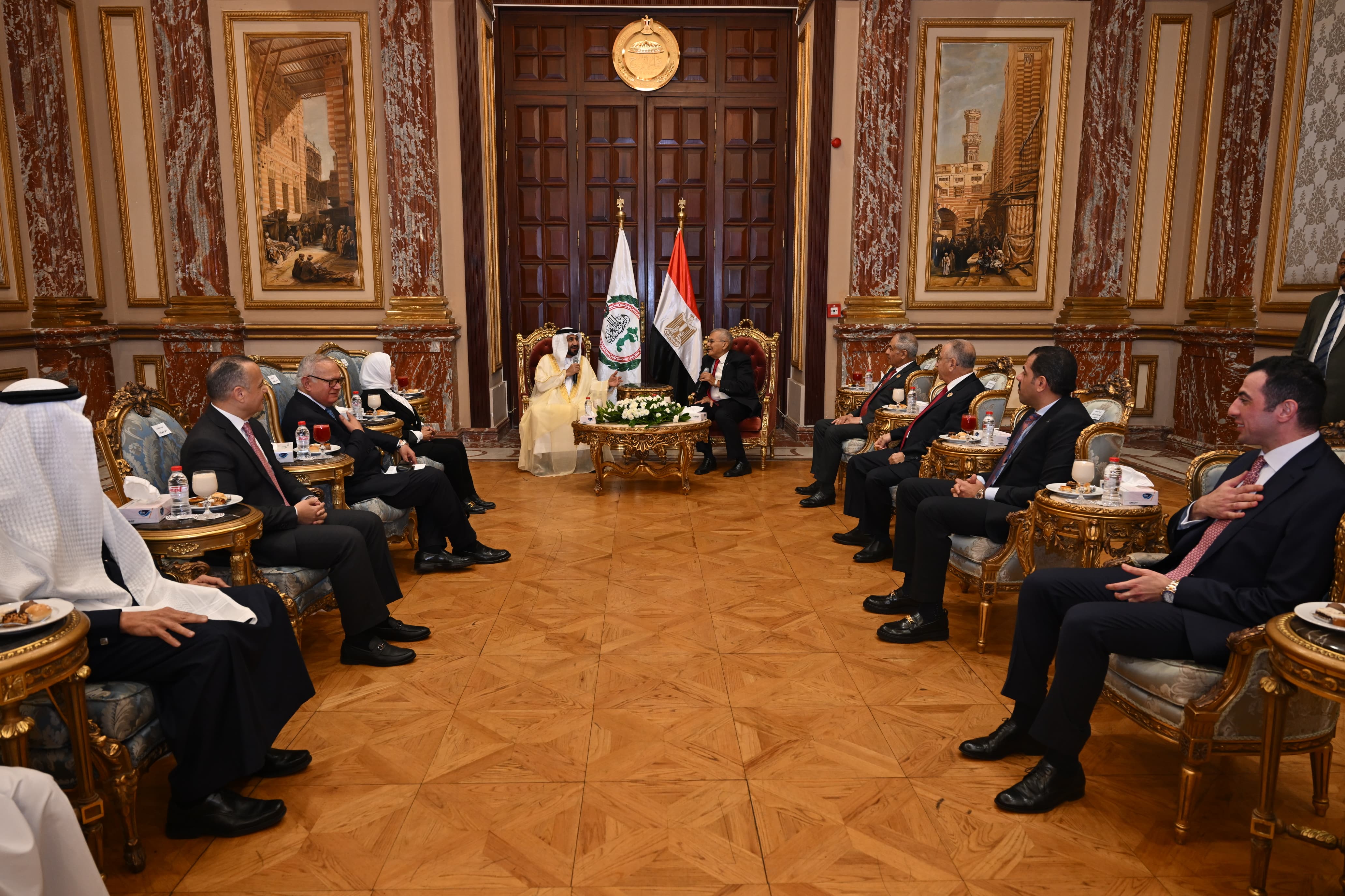 البرلمان العربي يشيد بدور مصر المهم في دعم القضايا الإقليمية