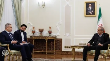 الرئيس الإيراني يتكلم مع وزير الخارجية التركي