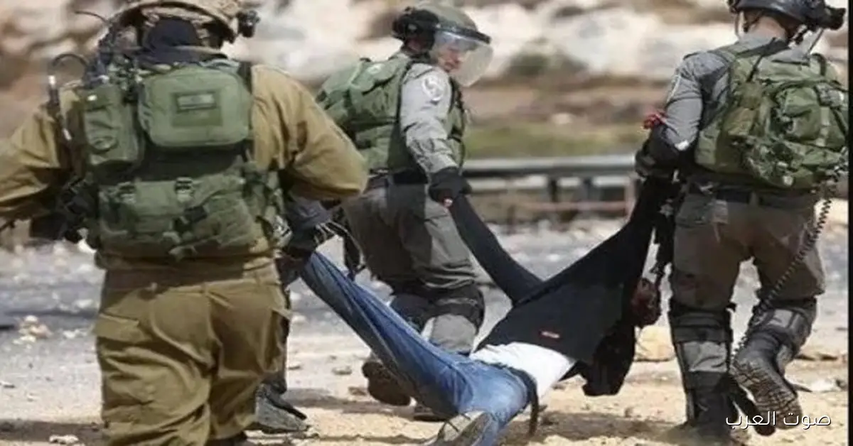 الشرطة الإسرائيلية تقبض على شاب بتهمة تجهيز عملية تفجير 2 الشرطة الإسرائيلية تقبض على شاب بتهمة تجهيز عملية تفجير