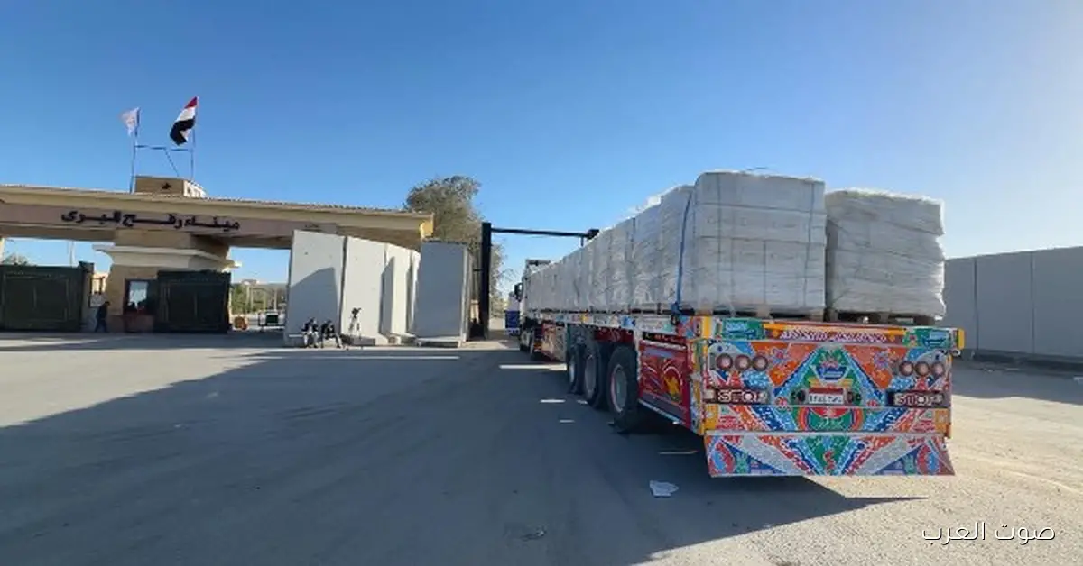 الهلال الأحمر يبعت 280 ألف سلة غذائية و55 ألف قطعة ملابس شتوية للفلسطينيين