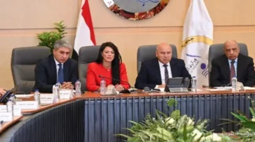 الوزير يؤكد أهمية تعزيز الصناعة المحلية من خلال زيادة الطلب