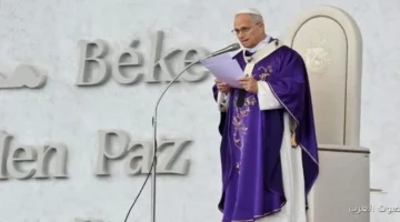 بابا الفاتيكان يدعو للأمل والوحدة من كورنيش بيروت