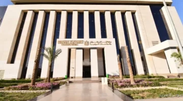 بيع محال وصيدليتين ومطعم وورش حرفية في مدينتي العبور وبرج