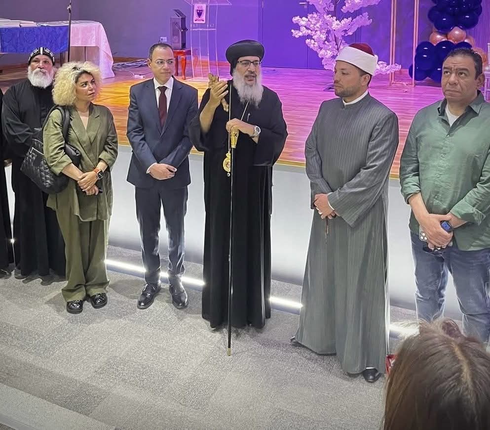 تعيين كاهن جديد في إيبارشية بوليڤيا وزيارة السفير المصري لمدرسة