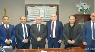 توقيع عقد لتخصيص أرض لإقامة نادٍ متكامل في مشروع دار