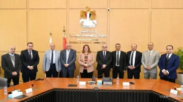 توقيع عقد لتخصيص أرض لمشروع عمراني في التجمع السادس بالقاهرة