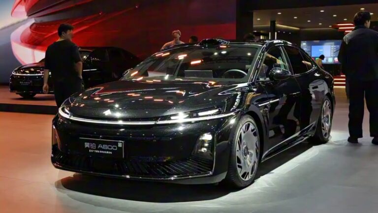 جي إيه سي تطلق هايبتك A800 أحدث سيارات الكهرباء في