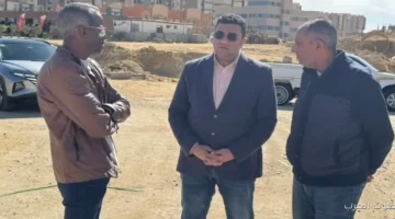 رئيس القاهرة الجديدة يزور مواقع أعمال الطرق في مشروعي جنة