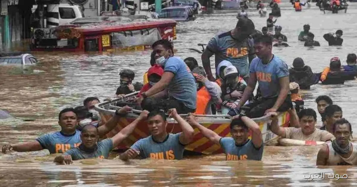 عدد ضحايا الأمطار الغزيرة والفيضانات في تايلاند وصل لـ 176 شخص