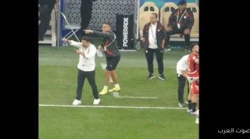 عصام الحضري ينفعل على عمرو السولية قبل ركلة جزاء أفشة