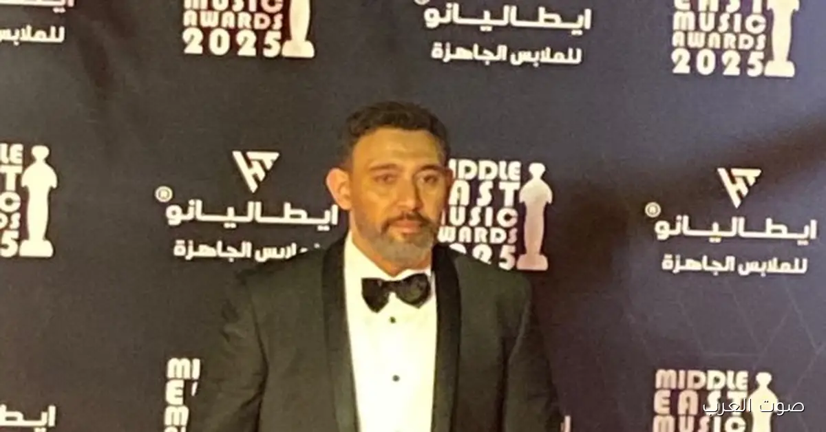 عمرو مصطفى أول واحد يوصل لحفل تكريمه في الميما بالتجمع الخامس