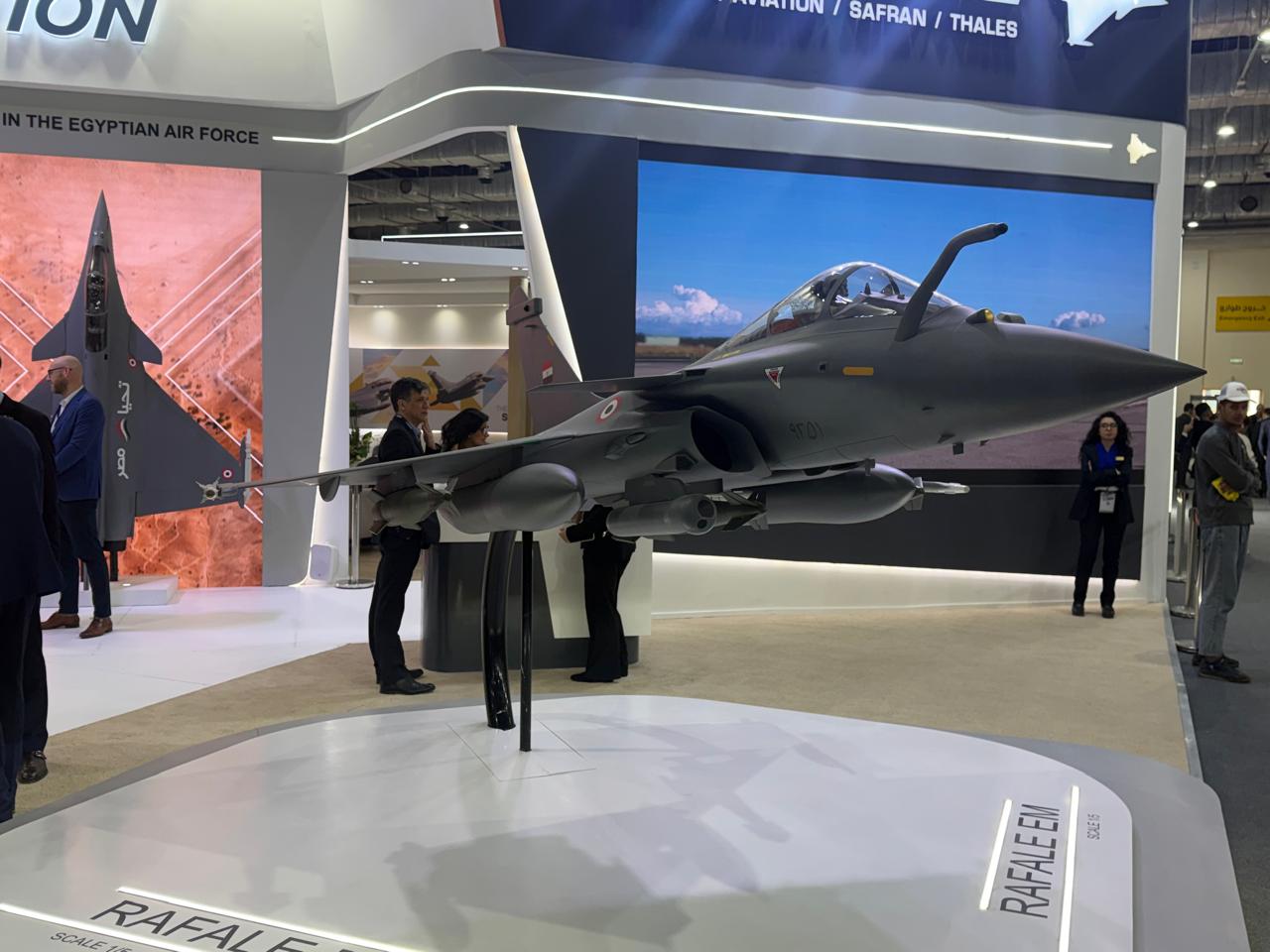 فرنسا بتعرض أحدث أسلحتها في معرض إيديكس 2025 صور