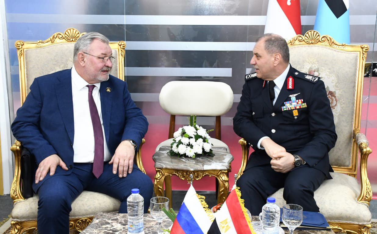 وزير الدفاع: القوات المسلحة كانت وما زالت قوة حكيمة ورشيدة تحمي ولا تهدد