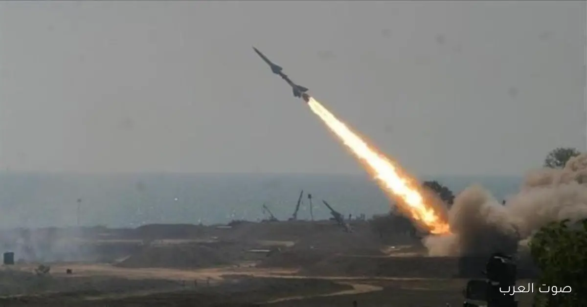 قصف حوثي يستهدف مناطق سكنية في جبل جرة ووادي القاضي شمال تعز