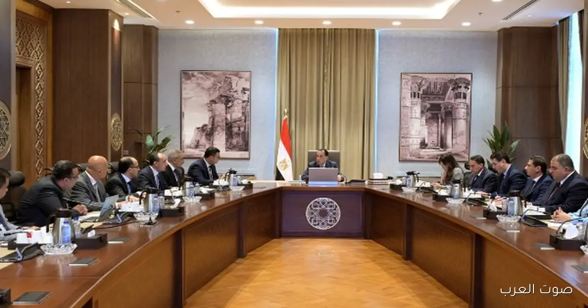 مدبولي يتابع شغل مشروع التجمع العمراني الجديد في جزيرة الوراق