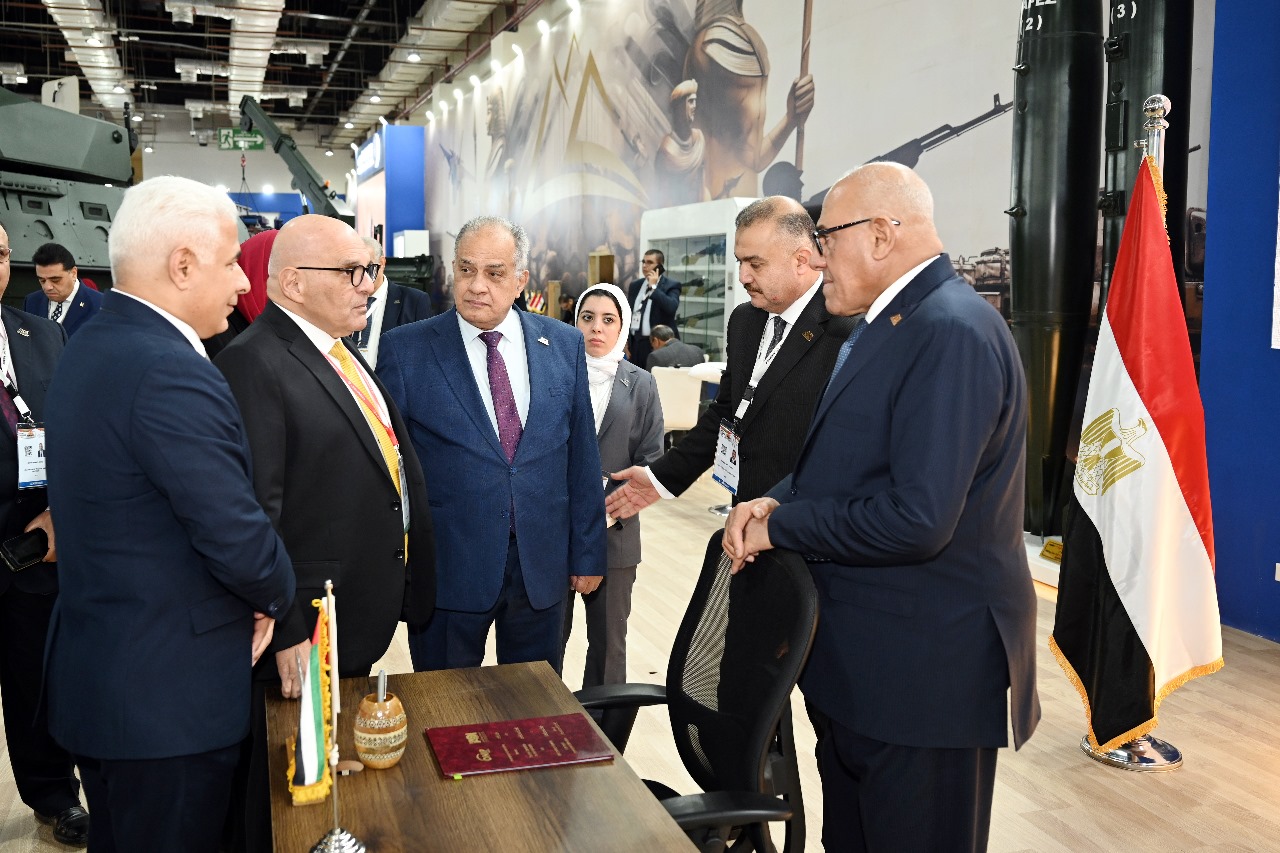 مصر والإمارات يتعاونوا في الدفاع العربية للتصنيع توقع اتفاق مع