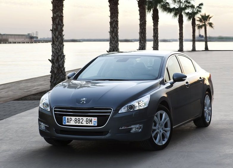 من بيجو لمرسيدس تقدر تشتري عربية مستعملة بـ 500 ألف