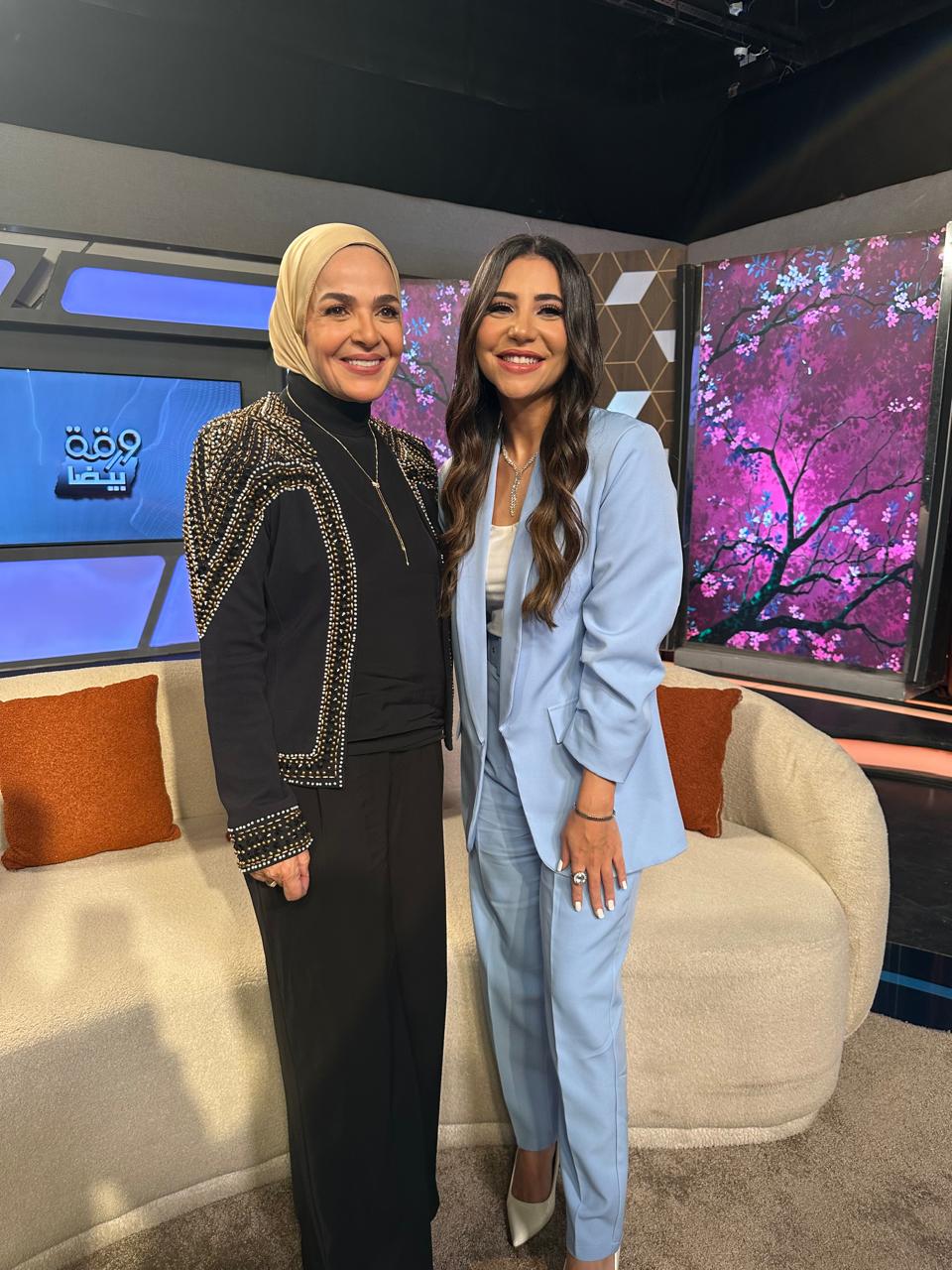 مني عبد الغني كنت بحب التمثيل من وأنا صغيرة رغم