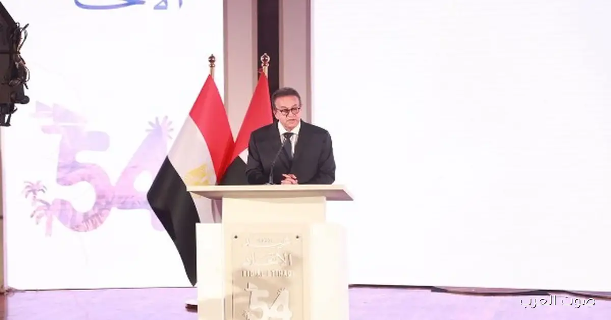 نائب رئيس الوزراء: العلاقات بين مصر والإمارات مثال ناجح للتعاون في كل المجالات 2 نائب رئيس الوزراء: العلاقات بين مصر والإمارات مثال ناجح للتعاون في كل المجالات