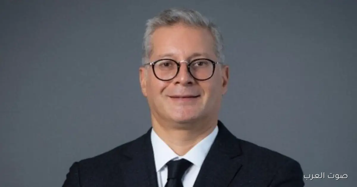 وزير البترول يناقش تعزيز التعاون والشراكة مع شركة نفط عمان