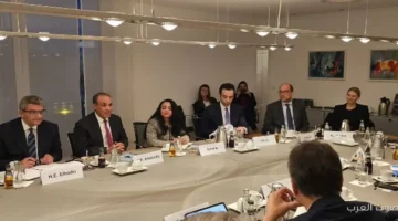 وزير الخارجية يحضر منتدى أعمال لغرفة الصناعة والتجارة واتحاد الصناعات