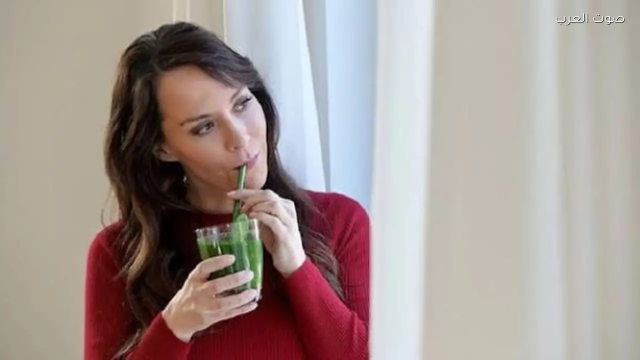 أطعمة ومشروبات تحارب شيخوخة الجلد وتؤخر التجاعيد