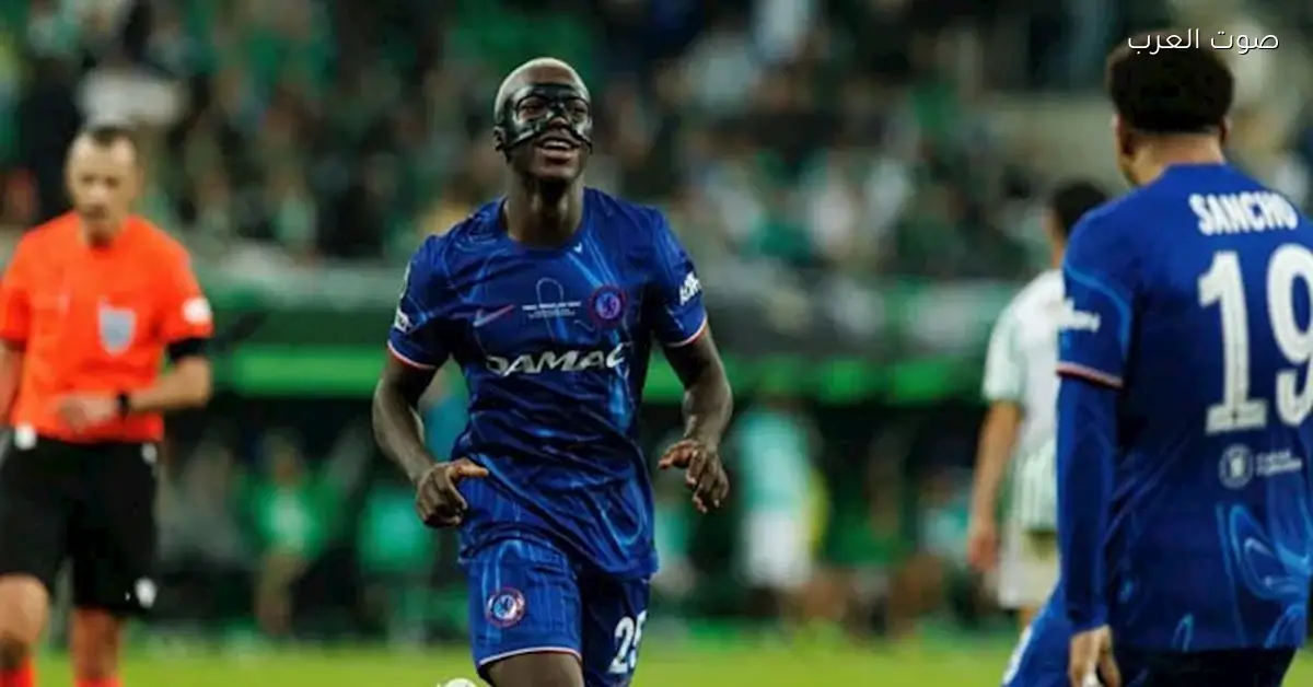 أفضل عشرة لاعبين في مركز الارتكاز الدفاعي على مستوى العالم