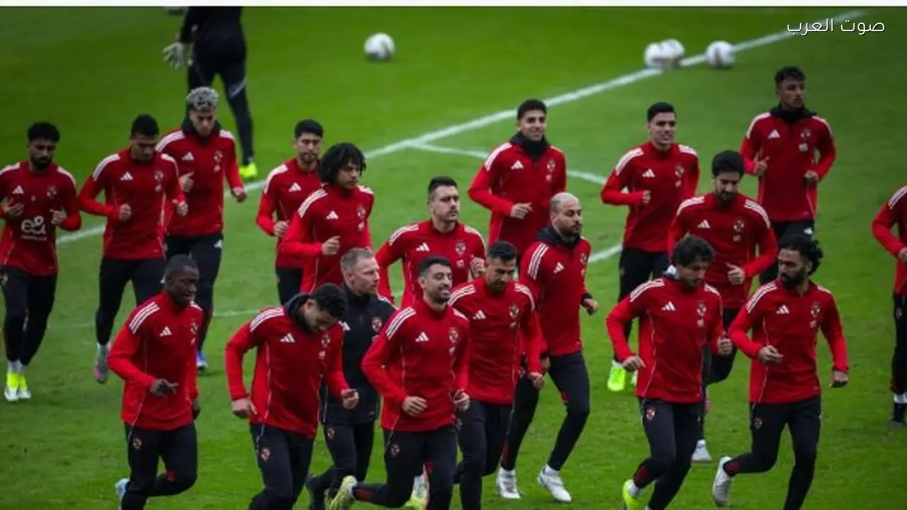 الأهلي في أزمة بعد تصرفات آدم وطني