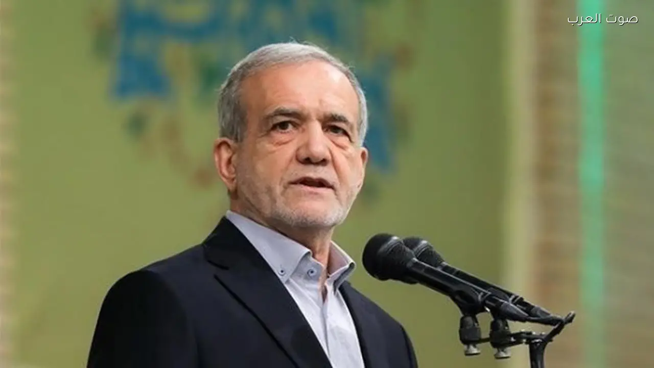 رئيس إيران: الاستماع لمطالب المحتجين ضروري لتجنب الفتنة