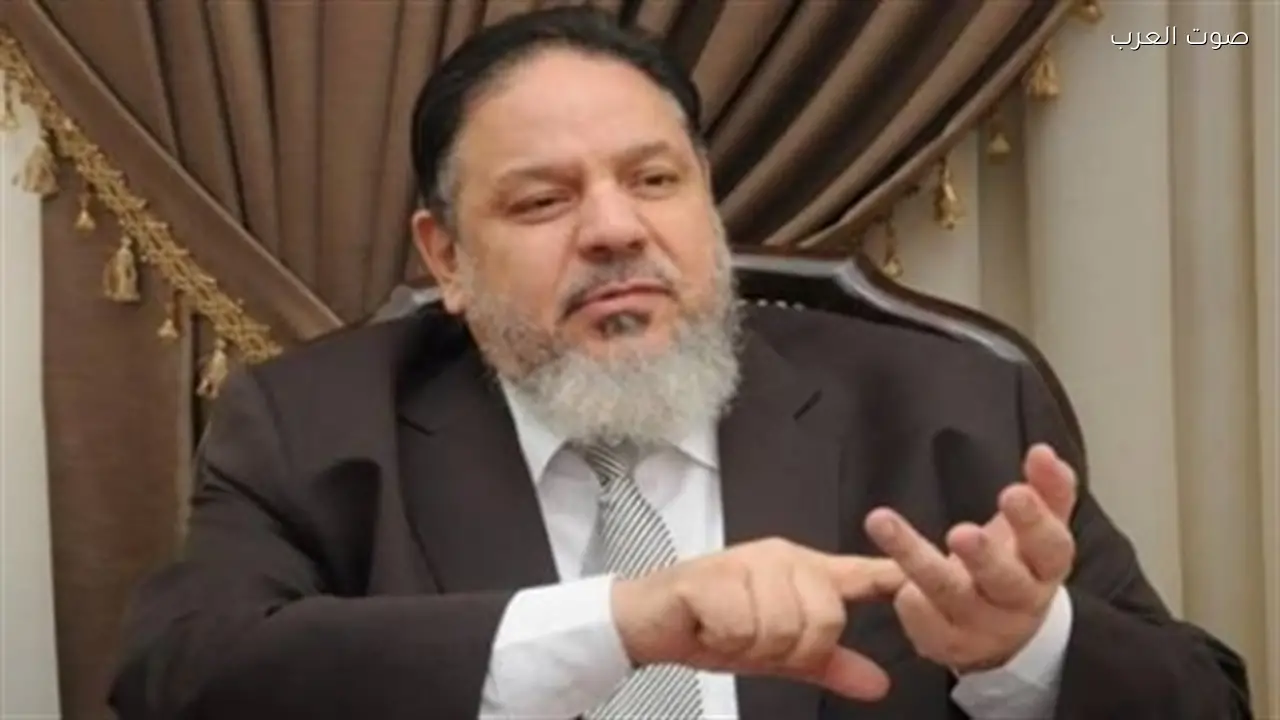 منتصر الزيات يُغرم 20 ألف جنيه بتهمة التحريض والسب والقذف