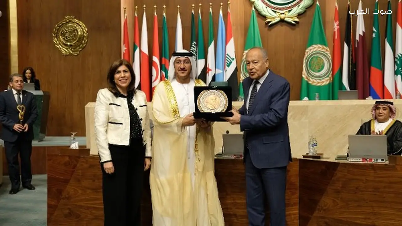 أبو الغيط يتلقى تكريمًا في اليوم العربي للاستدامة 2026