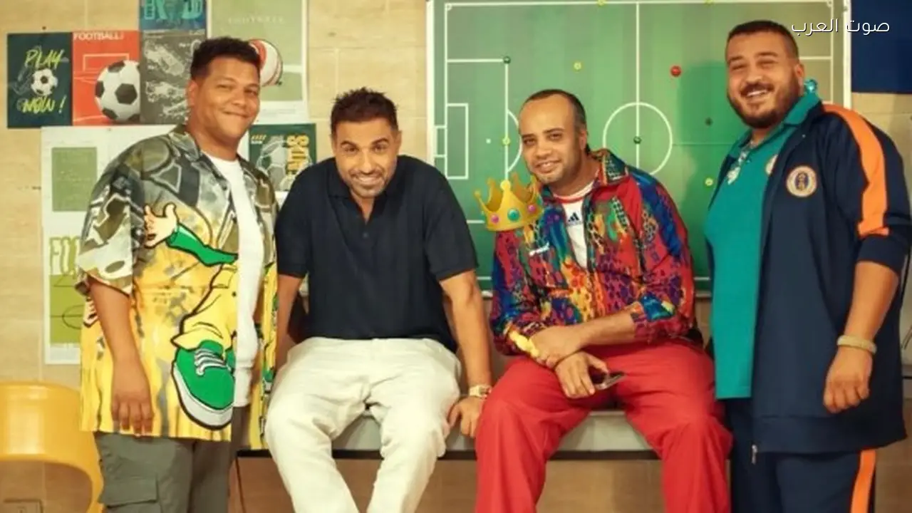 أحمد فهمي يحتفل بعيد ميلاد حاتم صلاح