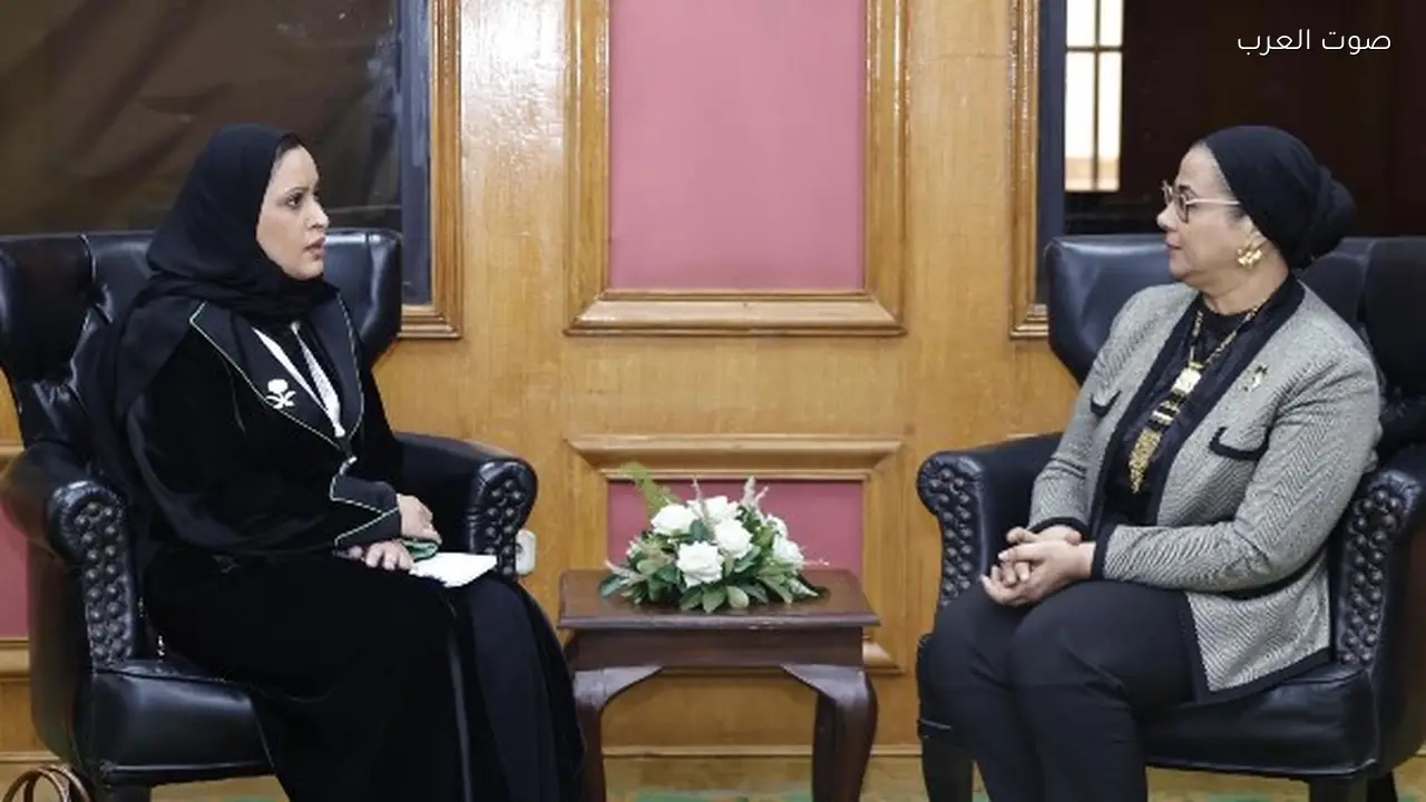 أمل عمار تبحث مع ممثلة سعودية دعم قضايا المرأة