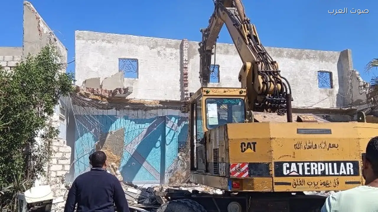 إزالة 10 حالات بناء مخالف على الأراضي الزراعية في الغربية