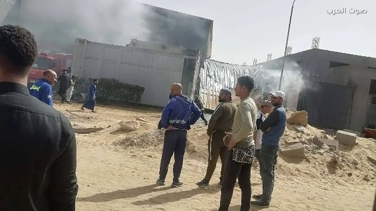 إصابة شخصين في حريق مصنع أكياس بلاستيك بالمنوفية